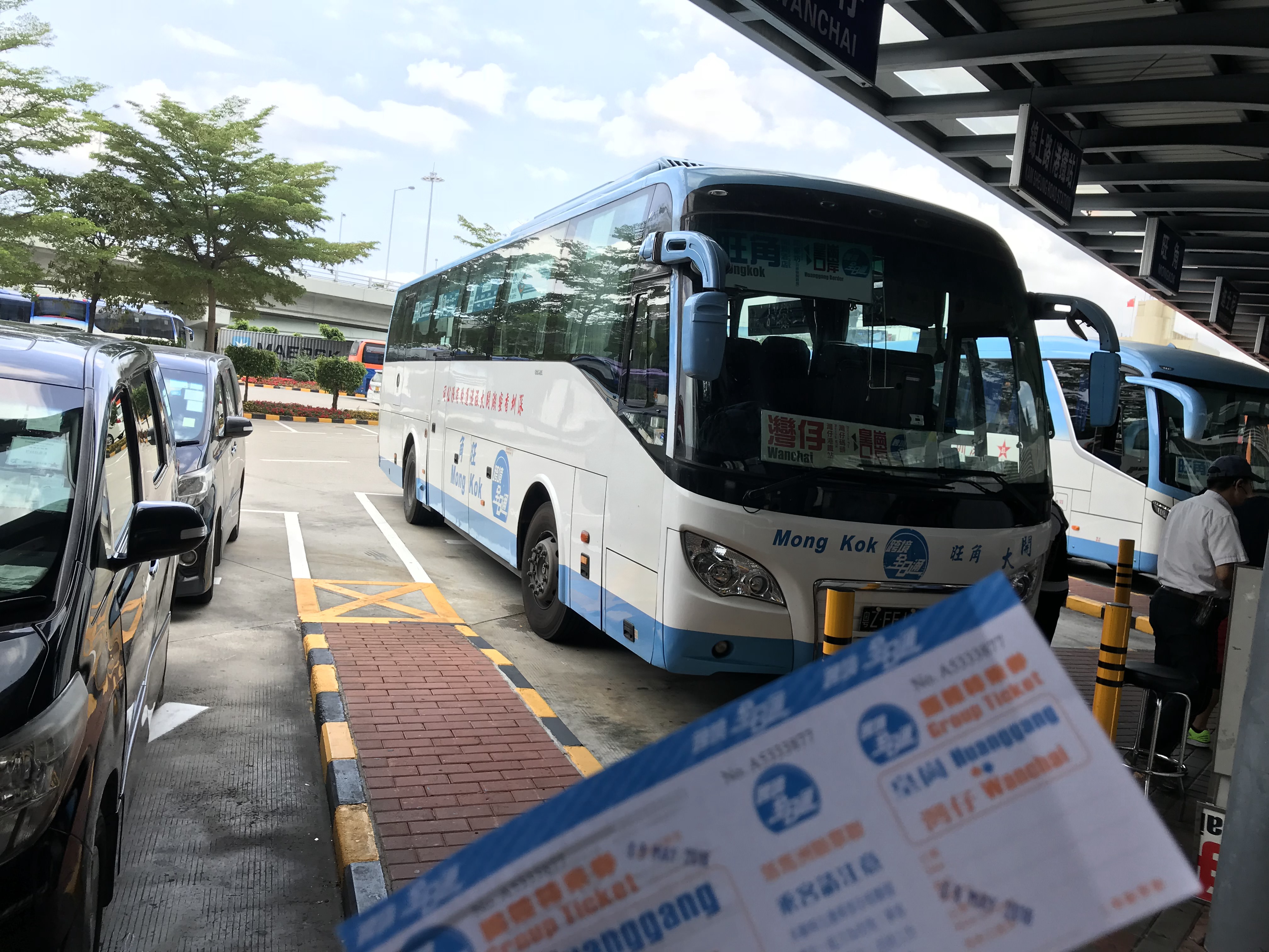 广深港高铁香港段恢复运营 首班车7时03分从香港开出